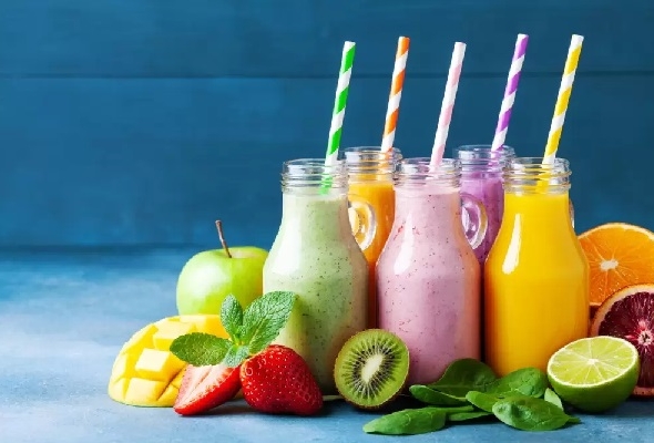 خوخ موز فراولة